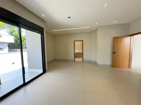 Sobrado no Jardins Valência