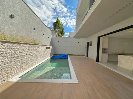 Sobrado no Jardins Valência