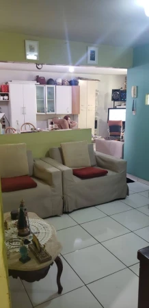 Casa Comercial no Nova Suiça