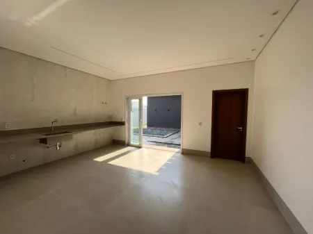 Casa no Condomínio Del Fiore