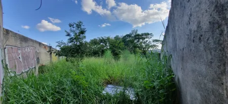 Terreno no Solar Bougainville