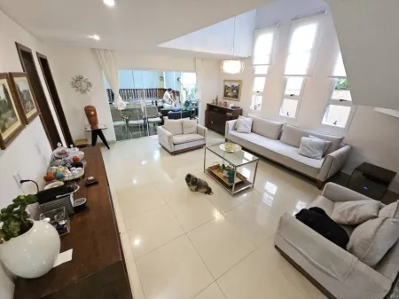 Sobrado no Residencial Goiânia Golfe Clube