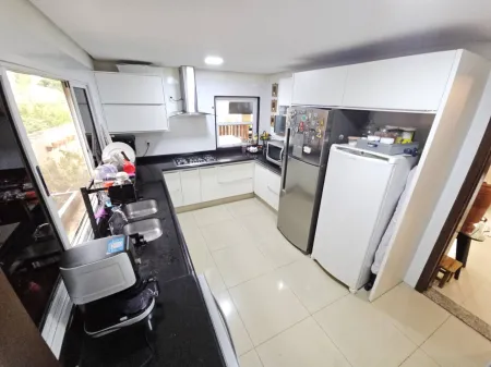 Sobrado no Residencial Goiânia Golfe Clube