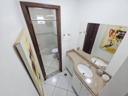 Sobrado no Residencial Goiânia Golfe Clube