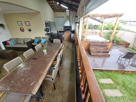 Sobrado no Residencial Goiânia Golfe Clube