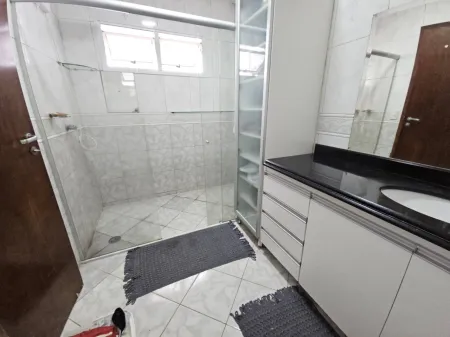 Sobrado no Residencial Goiânia Golfe Clube