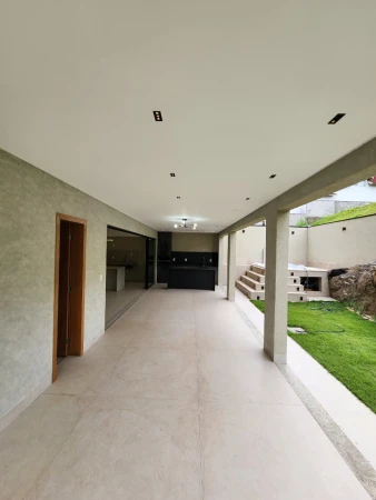 Sobrado Jardins Capri
