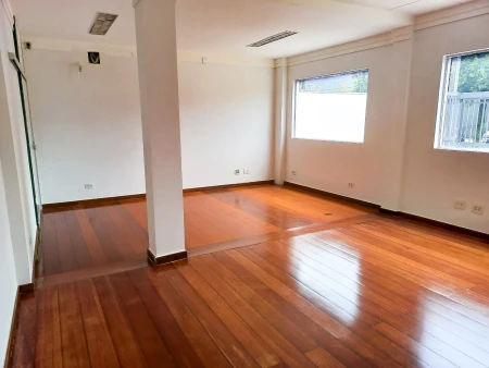 Sobrado Comercial Setor Marista