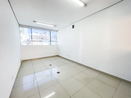 Sobrado Comercial Setor Marista
