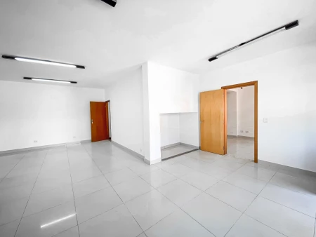Sobrado Comercial Setor Marista