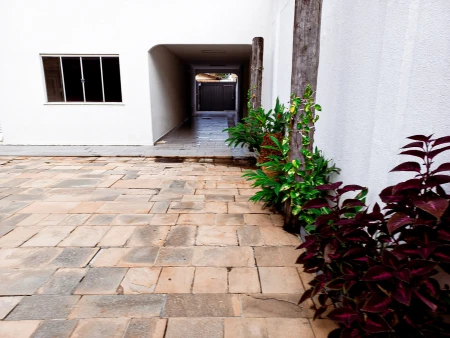Sobrado Comercial Setor Marista