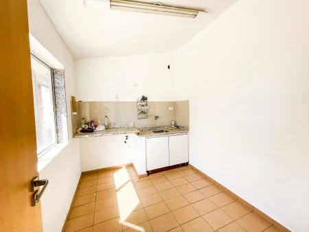 Sobrado Comercial Setor Marista