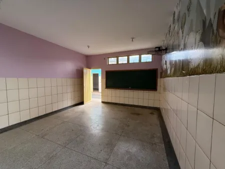 Prédio no Jardim Ana Lúcia