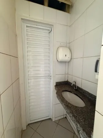 Prédio no Jardim Ana Lúcia