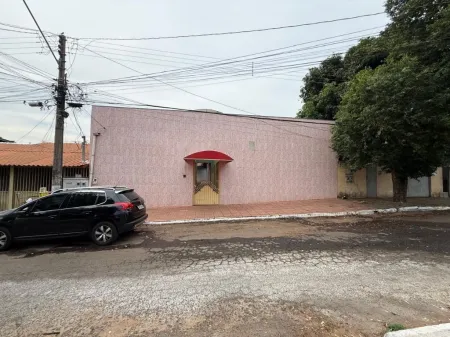 Prédio no Jardim Ana Lúcia