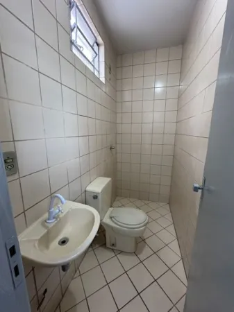 Prédio Comercial no Setor dos Funcionários