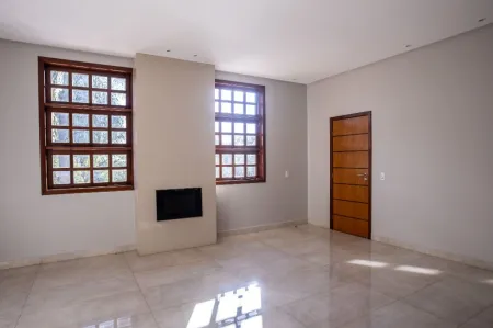 Chácara no Condomínio Alta Vista I