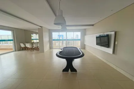 Follow Bueno Residence