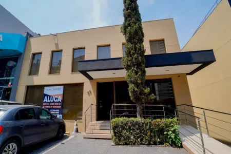 Prédio no Setor Marista