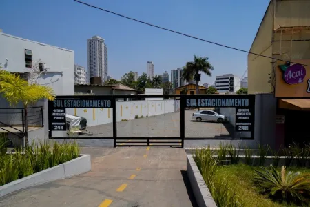 Área no Setor Sul