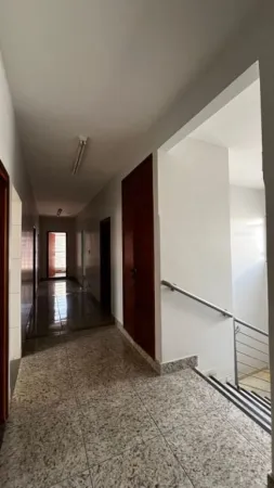 Prédio Comercial no Setor Aeroporto