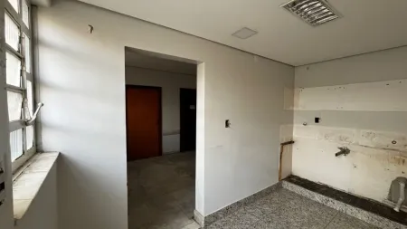Prédio Comercial no Setor Aeroporto