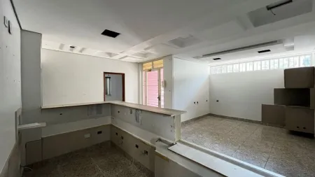 Prédio Comercial no Setor Aeroporto