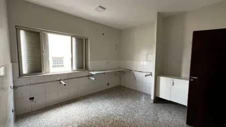 Prédio Comercial no Setor Aeroporto