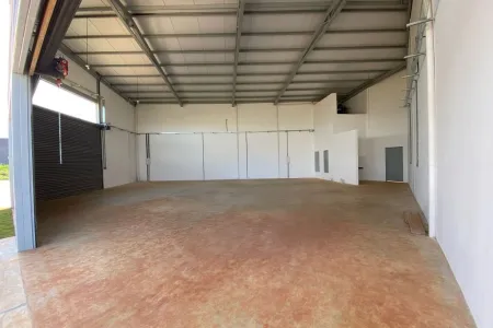 Loja no Residencial Kátia