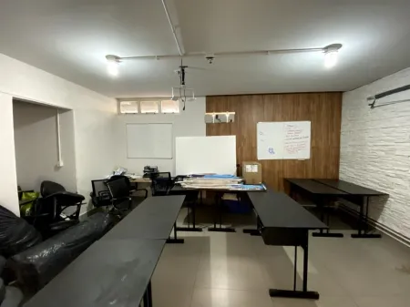 Prédio Comercial no Setor Oeste