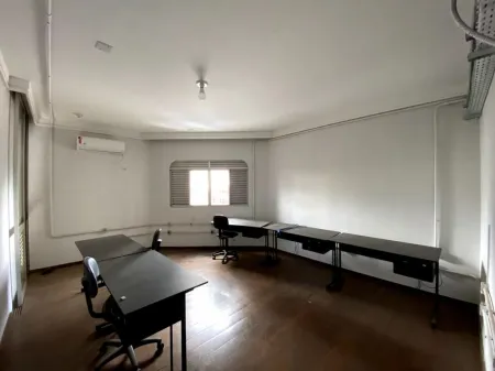 Prédio Comercial no Setor Oeste