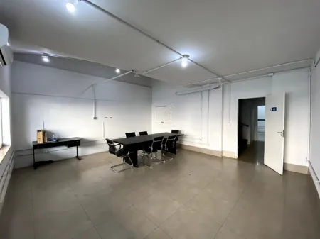 Prédio Comercial no Setor Oeste