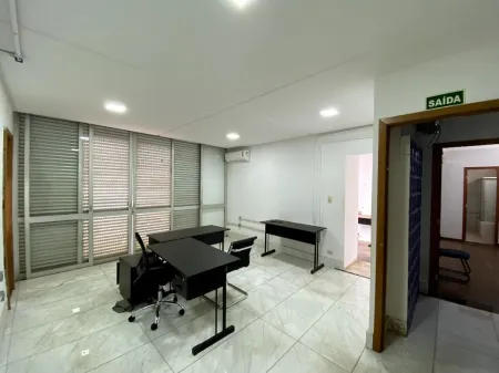 Prédio Comercial no Setor Oeste