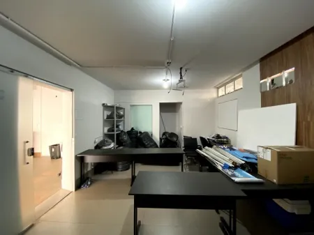 Prédio Comercial no Setor Oeste