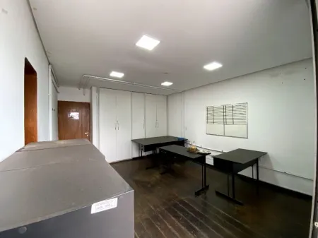 Prédio Comercial no Setor Oeste