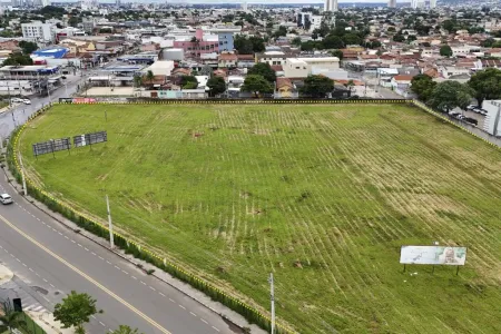 Área Comercial no Setor Centro Oeste
