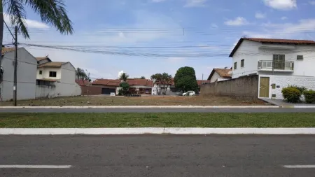 Área no Bairro Chácara Anhanguera