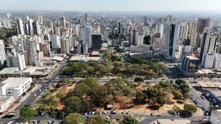 Área no Setor Oeste
