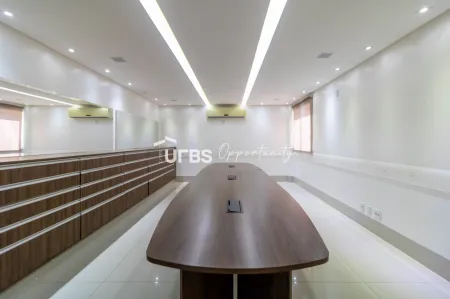 Prédio no Jardim América