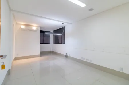 Prédio no Jardim América