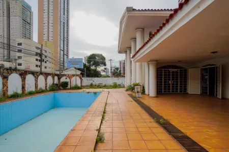 Sobrado no Setor Oeste