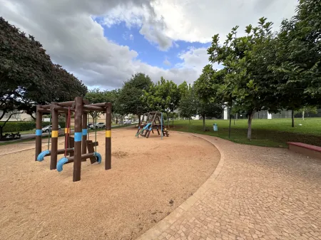 Sobrado no Jardins Valência