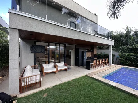 Sobrado no Jardins Valência