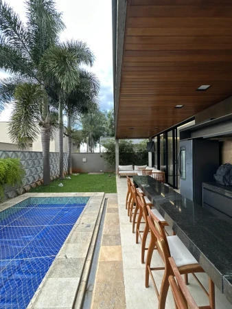 Sobrado no Jardins Valência