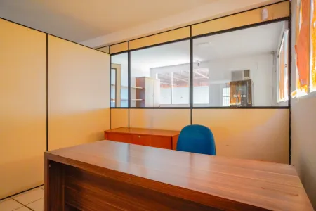 Prédio Comercial no Jardim Transbrasiliano