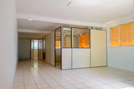 Prédio Comercial no Jardim Transbrasiliano