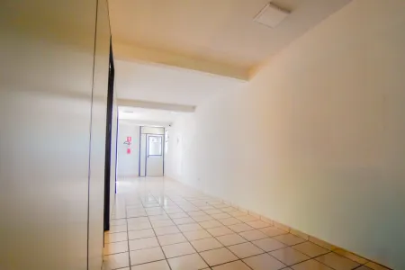 Prédio Comercial no Jardim Transbrasiliano
