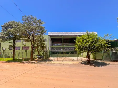Prédio Comercial no Jardim Transbrasiliano