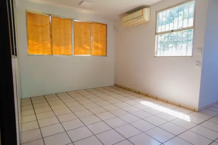 Prédio Comercial no Jardim Transbrasiliano