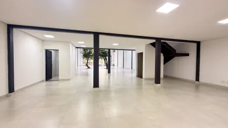 Galpão no Setor Nova Suíça
